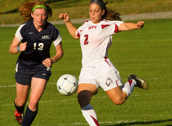 Wildcats Claw Eagles in NECC Action 7-0
