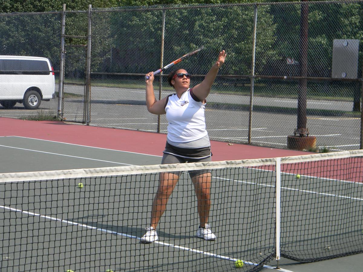 Bay Path Takes Lesley in NECC Match 5-4